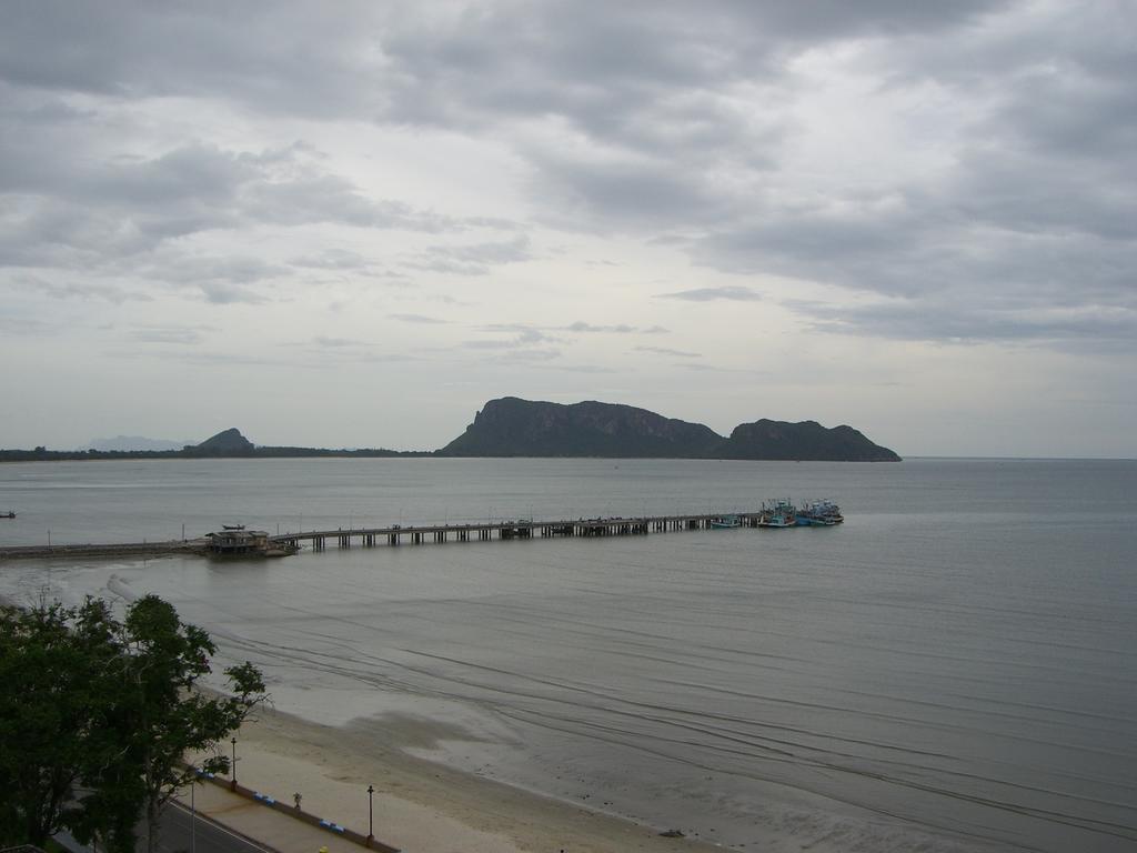 Hadthong Hotel Prachuap Khiri Khan Dış mekan fotoğraf